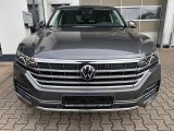 VW Touareg bei Sportwagen.expert - Abbildung (3 / 15)