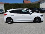 Ford Focus bei Sportwagen.expert - Abbildung (9 / 15)