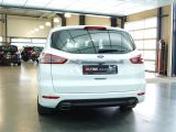 Ford S-Max bei Sportwagen.expert - Abbildung (9 / 15)