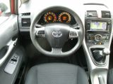 Toyota Auris bei Sportwagen.expert - Abbildung (12 / 15)