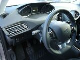 Peugeot 308 bei Sportwagen.expert - Abbildung (8 / 15)