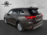 Mitsubishi Outlander bei Sportwagen.expert - Abbildung (4 / 15)