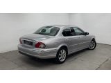Jaguar X-Type bei Sportwagen.expert - Abbildung (4 / 10)