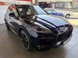 Porsche Cayenne bei Sportwagen.expert - Abbildung (3 / 10)