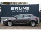 Opel Astra bei Sportwagen.expert - Abbildung (2 / 15)