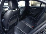 Jaguar XE bei Sportwagen.expert - Abbildung (12 / 15)