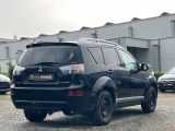 Mitsubishi Outlander bei Sportwagen.expert - Abbildung (4 / 12)