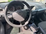 Opel Astra bei Sportwagen.expert - Abbildung (12 / 12)