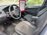 Opel Astra bei Sportwagen.expert - Abbildung (8 / 12)
