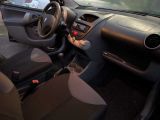 Peugeot 107 bei Sportwagen.expert - Abbildung (2 / 12)