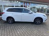 Mitsubishi Outlander bei Sportwagen.expert - Abbildung (4 / 15)