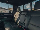 Dodge RAM bei Sportwagen.expert - Abbildung (12 / 15)