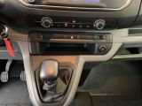 Opel Vivaro bei Sportwagen.expert - Abbildung (12 / 15)