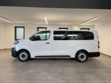 Opel Vivaro bei Sportwagen.expert - Abbildung (2 / 15)