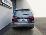 VW Tiguan Allspace bei Sportwagen.expert - Abbildung (4 / 15) VW Tiguan Allspace bei Sportwagen.expert - Abbildung (4 / 15)