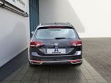 VW Passat bei Sportwagen.expert - Abbildung (4 / 15)