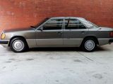 Mercedes-Benz 230 bei Sportwagen.expert - Abbildung (5 / 15)