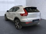 Volvo XC 40 Plus bei Sportwagen.expert - Abbildung (3 / 14)