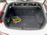 Volvo V60 bei Sportwagen.expert - Abbildung (11 / 12)