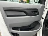 Opel Vivaro bei Sportwagen.expert - Abbildung (9 / 15)