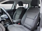 VW e-Golf Comfortline Klima bei Sportwagen.expert - Abbildung (14 / 15)