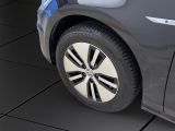 VW e-Golf Comfortline Klima bei Sportwagen.expert - Abbildung (13 / 15)