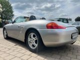Porsche Boxster bei Sportwagen.expert - Abbildung (5 / 15)