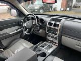 Dodge Nitro bei Sportwagen.expert - Abbildung (5 / 8)