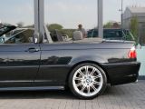 BMW Cabrio 330 Ci SMG II bei Sportwagen.expert - Abbildung (10 / 15)