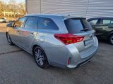 Toyota Auris bei Sportwagen.expert - Abbildung (4 / 15)