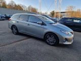 Toyota Auris bei Sportwagen.expert - Abbildung (7 / 15)