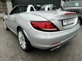 Mercedes-Benz SLC bei Sportwagen.expert - Abbildung (3 / 15)