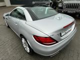 Mercedes-Benz SLC bei Sportwagen.expert - Abbildung (10 / 15)