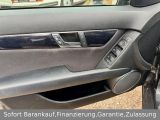 Mercedes-Benz C-Klasse bei Sportwagen.expert - Abbildung (9 / 13)