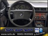 Mercedes-Benz 230 bei Sportwagen.expert - Abbildung (12 / 15)
