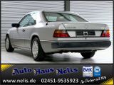 Mercedes-Benz 230 bei Sportwagen.expert - Abbildung (4 / 15)