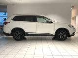 Mitsubishi Outlander bei Sportwagen.expert - Abbildung (6 / 15)