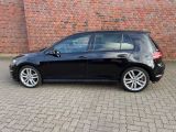 VW Golf bei Sportwagen.expert - Abbildung (2 / 15)