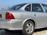 Opel Vectra bei Sportwagen.expert - Abbildung (7 / 15)