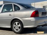 Opel Vectra bei Sportwagen.expert - Abbildung (6 / 15)