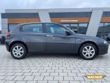 Alfa Romeo Alfa 147 bei Sportwagen.expert - Abbildung (12 / 15)