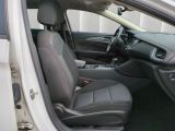 Opel Insignia bei Sportwagen.expert - Abbildung (8 / 15)