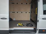 VW Crafter bei Sportwagen.expert - Abbildung (9 / 15)