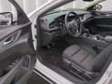 Opel Insignia bei Sportwagen.expert - Abbildung (5 / 15)