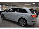 Audi Q7 bei Sportwagen.expert - Abbildung (9 / 10)