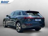 Audi Q8 bei Sportwagen.expert - Abbildung (4 / 10)