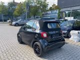 Smart smart fortwo bei Sportwagen.expert - Abbildung (4 / 15)
