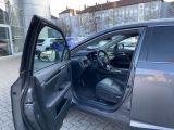 Lexus RX bei Sportwagen.expert - Abbildung (8 / 15)