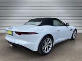 Jaguar F-Type bei Sportwagen.expert - Abbildung (4 / 15)