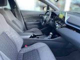 Toyota C-HR bei Sportwagen.expert - Abbildung (6 / 14)